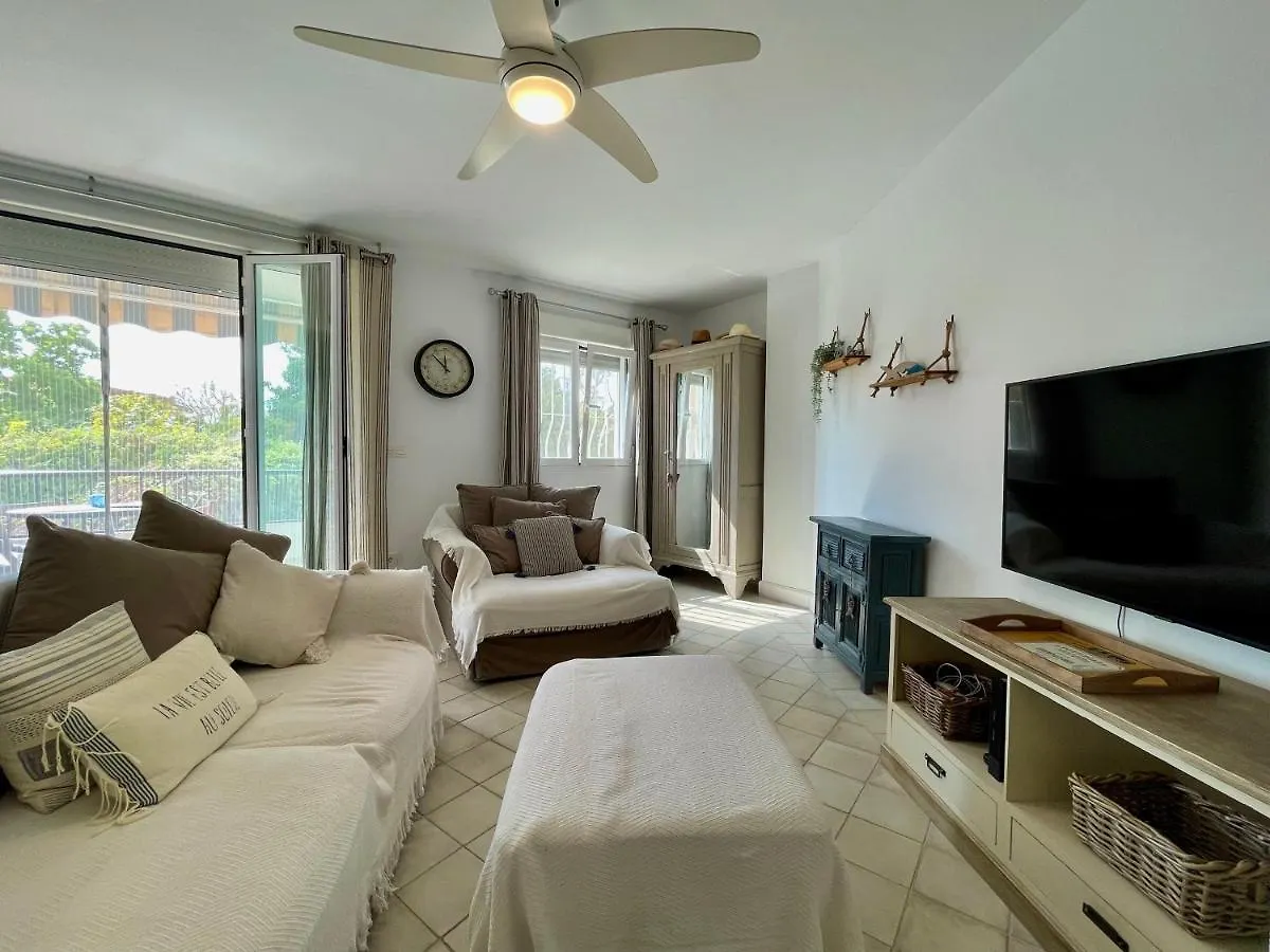 Las Palmeras 3, Nerja Apartment